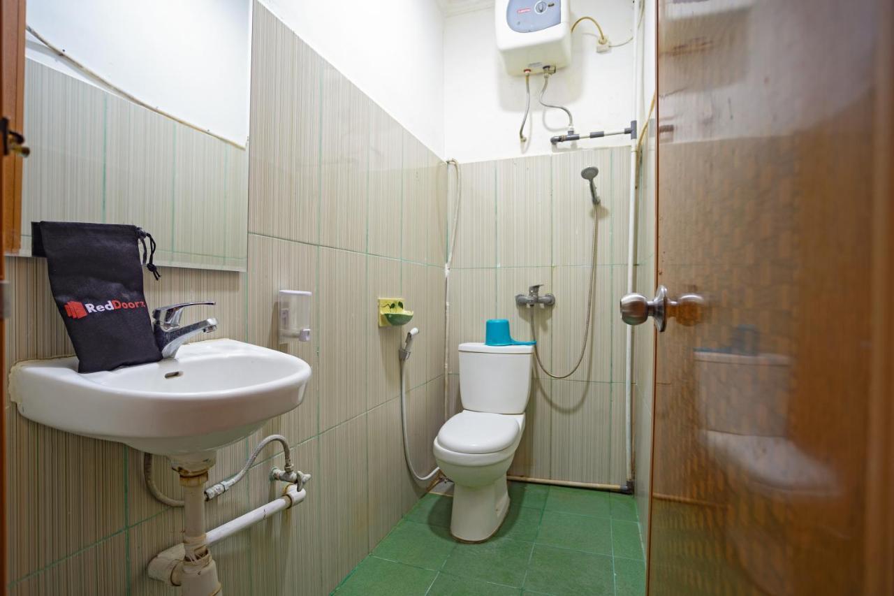 Reddoorz Near Rs Cikini ג'קרטה מראה חיצוני תמונה